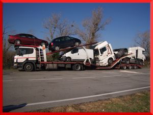 Grúas y Transportes Villa-Auto, S.L. vehículo niñera